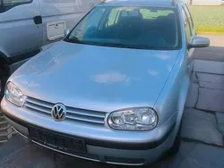 Silber Gebraucht 2001 VW Golf IV Kombi | 500 € (Guter Preis)