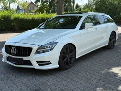 Weiß Gebraucht 2013 Mercedes CLS350 AMG line Kombi | 12.798 € (Teuer)