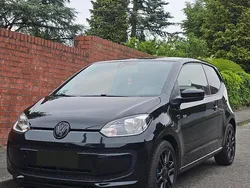 Schwarz Gebraucht 2014 VW up! Cup Kleinwagen | 7.500 € (Teuer)