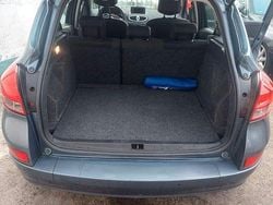 Silber Gebraucht 2009 Renault Clio GrandTour Expression Kombi | 1.900 € (Fairer Preis)