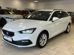 Weiß Gebraucht 2023 Seat Leon Style Kombi | 16.000 € (Etwas zu teuer)