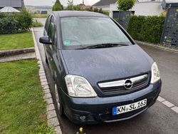 Blau Gebraucht 2008 Opel Meriva Van / Kleinbus | 2.000 € (Fairer Preis)