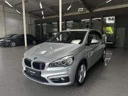 Silber Gebraucht 2016 BMW 220 Active Tourer Luxury Line Van / Kleinbus | 12.990 € (Guter Preis)