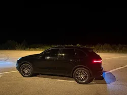 Schwarz Gebraucht 2015 Porsche Cayenne SUV | 25.700 € (Fairer Preis)