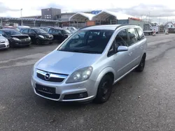 Silber Gebraucht 2007 Opel Zafira Edition Van / Kleinbus | 899 € (Superpreis)