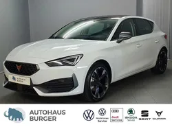 Nevada weiß (weiß), metallic Gebraucht 2024 Cupra Leon Limousine | 30.980 € (Etwas zu teuer)