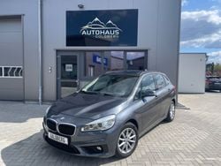 Silber Gebraucht 2014 BMW 220 Active Tourer Basis Van / Kleinbus | 12.250 € (Guter Preis)