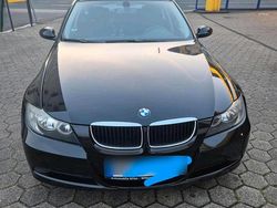 Schwarz Gebraucht 2007 BMW 318 Kombi | 3.700 € (Fairer Preis)