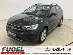 Deep black perleffekt Gebraucht 2024 VW Taigo Life SUV | 17.999 € (Guter Preis)