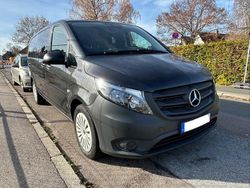 Grau Gebraucht 2022 Mercedes Vito Kombi | 29.500 € (Fairer Preis)