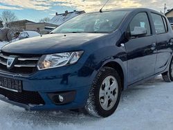 Blau Gebraucht 2016 Dacia Sandero Celebration Limousine | 4.390 € (Guter Preis)