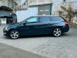 Grau Gebraucht 2015 Peugeot 308 Allure Kombi | 8.900 € (Etwas zu teuer)