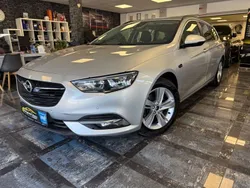 Silber Gebraucht 2020 Opel Insignia Business Edition Kombi | 9.950 € (Guter Preis)