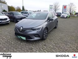 Grau Gebraucht 2022 Renault Clio V Techno Limousine | 13.730 € (Fairer Preis)