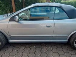 Grau Gebraucht 2001 Opel Astra Cabriolet Cabrio | 2.300 € (Fairer Preis)