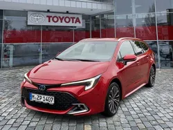 Rot Gebraucht 2025 Toyota Corolla Team Kombi | 29.490 € (Guter Preis)