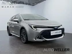 Silber Neu 2024 Toyota Corolla Team Limousine | 37.980 €