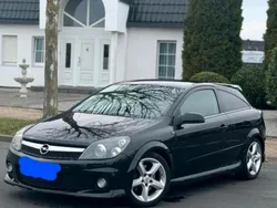 Opel Astra GTC