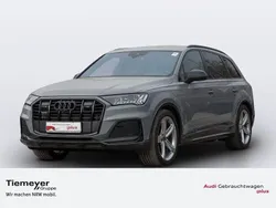 Grau Gebraucht 2023 Audi Q7 Competition SUV | 75.950 € (Fairer Preis)