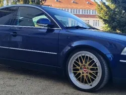Blau Gebraucht 2004 VW Passat Limousine | 3.800 € (Teuer)