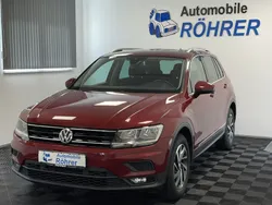 Ruby red Gebraucht 2017 VW Tiguan Sound SUV | 17.400 € (Fairer Preis)