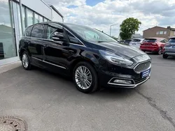 Schwarz Gebraucht 2018 Ford S-MAX Vignale Van / Kleinbus | 25.990 € (Teuer)