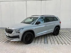 Grau Gebraucht 2023 Skoda Kodiaq SportLine SUV | 41.690 € (Fairer Preis)