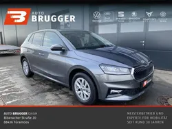 Grau (graphitegrau metallic) Neu 2025 Skoda Fabia Selection Limousine | 17.990 € (Guter Preis)