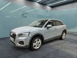 Grau Gebraucht 2023 Audi Q2 Advanced Plus SUV | 28.944 € (Fairer Preis)