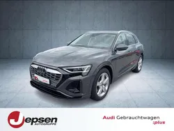 Magnetgrau Gebraucht 2024 Audi Q8 e-tron S-Line SUV | 55.550 € (Fairer Preis)