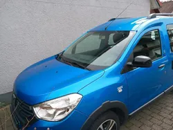 Blau Gebraucht 2018 Dacia Dokker Celebration Van | 10.000 € (Fairer Preis)