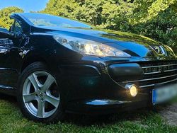 Schwarz Gebraucht 2005 Peugeot 307 CC Cabrio | 3.150 € (Etwas zu teuer)