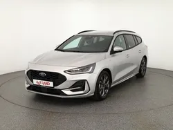 Silber Neu 2025 Ford Focus ST-Line X Limousine | 27.890 € (Guter Preis)
