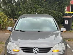 Grau Gebraucht 2007 VW Golf V Kleinwagen | 1.900 € (Guter Preis)