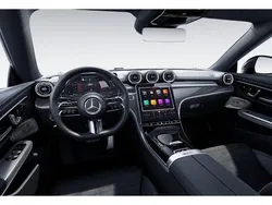 Weiss / polarweiß Gebraucht 2024 Mercedes CLE220 AMG line Cabrio | 67.880 €