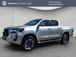 Silber metallic Neu 2025 Toyota HiLux Abholung | 49.460 € (Superpreis)