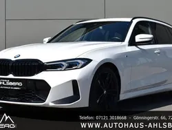 Alpinweiss iii Gebraucht 2023 BMW 320 M Sport Kombi | 38.900 € (Fairer Preis)