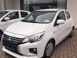 Weiß Gebraucht 2023 Mitsubishi Space Star Select Limousine | 11.600 € (Fairer Preis)