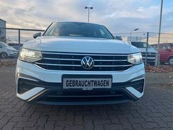 Weiß Gebraucht 2022 VW Tiguan Allspace Life SUV | 24.900 € (Superpreis)