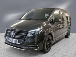 Graphitgrau Gebraucht 2024 Mercedes V220 AMG Van / Kleinbus | 60.875 € (Etwas zu teuer)