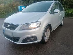 Grau Gebraucht 2014 Seat Alhambra Van / Kleinbus | 11.300 € (Fairer Preis)