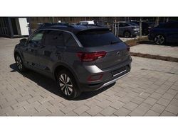 Gebraucht 2024 VW T-Roc Move SUV | 33.440 € (Etwas zu teuer)