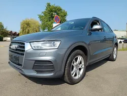 Grau Gebraucht 2016 Audi Q3 Comfort SUV | 15.999 € (Fairer Preis)