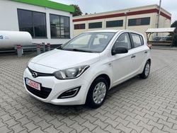 Weiß Gebraucht 2013 Hyundai i20 Edition Limousine | 3.490 € (Fairer Preis)