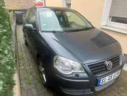 Grau Gebraucht 2005 VW Polo Comfortline Limousine | 950 € (Fairer Preis)