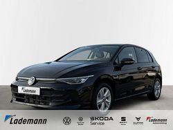 Grenadillschwarz Gebraucht 2024 VW Golf Limousine | 25.584 € (Etwas zu teuer)