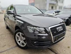 Grau Gebraucht 2009 Audi Q5 SUV | 10.500 € (Guter Preis)
