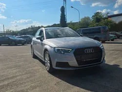 Silber Gebraucht 2018 Audi A3 Sportback Design Limousine | 11.690 € (Superpreis)