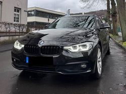 Schwarz Gebraucht 2018 BMW 318 Advantage Kombi | 11.500 € (Fairer Preis)
