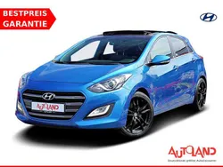 Blau Gebraucht 2016 Hyundai i30 Passion Limousine | 11.990 € (Fairer Preis)